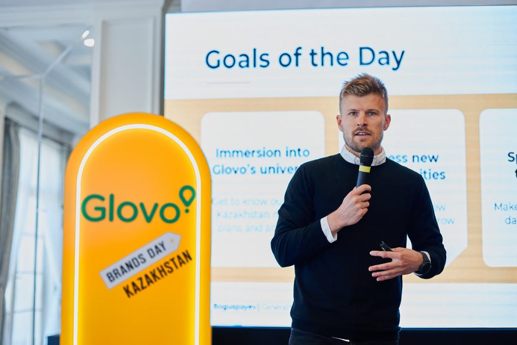 Дмитрий Расновский, Glovo